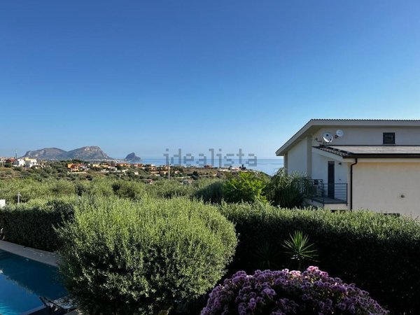 appartamento in vendita ad Altavilla Milicia