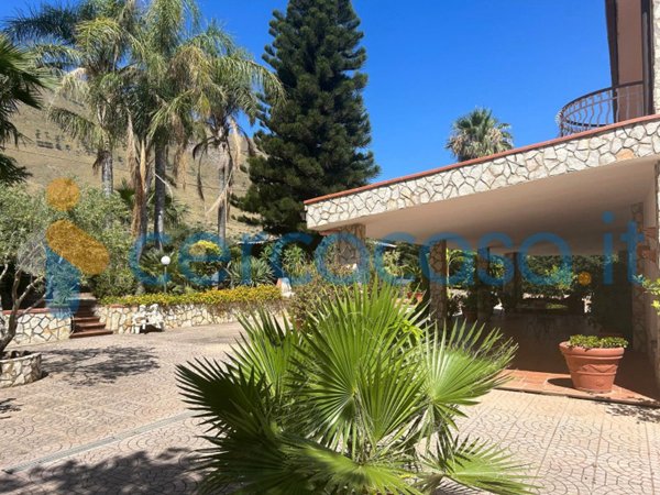 casa indipendente in vendita ad Altavilla Milicia