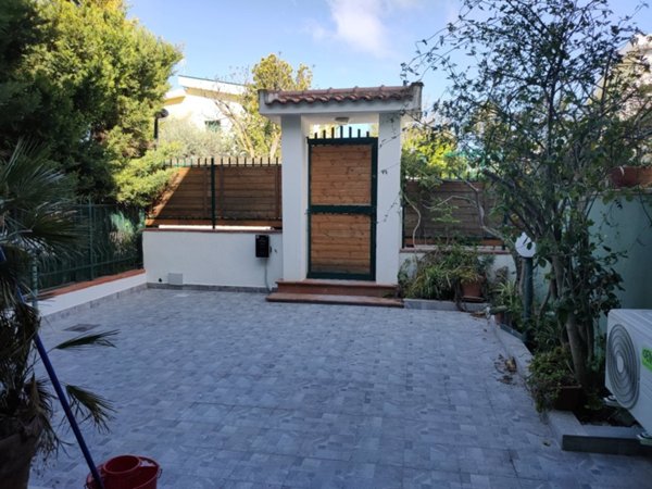 casa indipendente in vendita ad Altavilla Milicia
