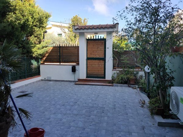 casa indipendente in vendita ad Altavilla Milicia