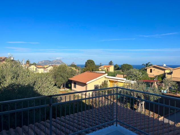 casa indipendente in vendita ad Altavilla Milicia
