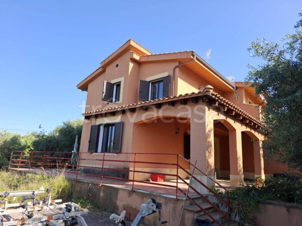 casa indipendente in vendita ad Altavilla Milicia