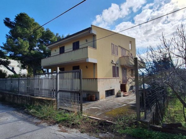 appartamento in vendita ad Altavilla Milicia in zona Torre Colonna