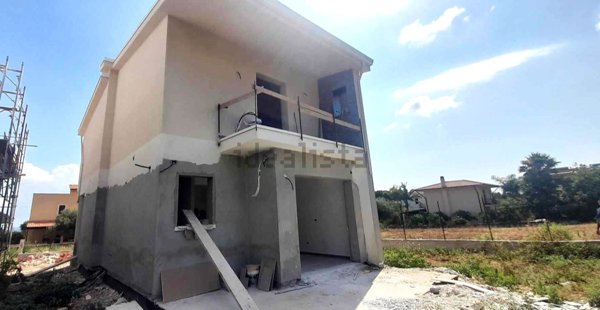 casa indipendente in vendita ad Altavilla Milicia
