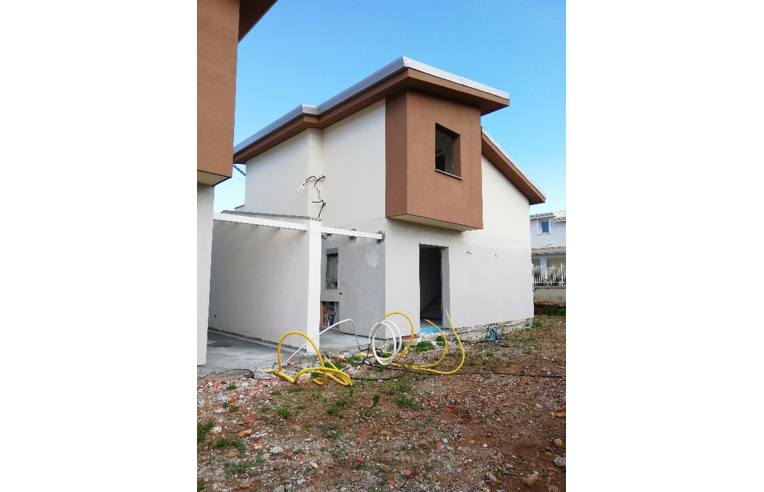 casa indipendente in vendita ad Altavilla Milicia