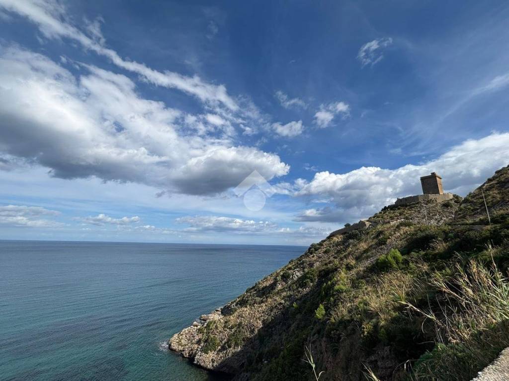 casa indipendente in vendita ad Altavilla Milicia