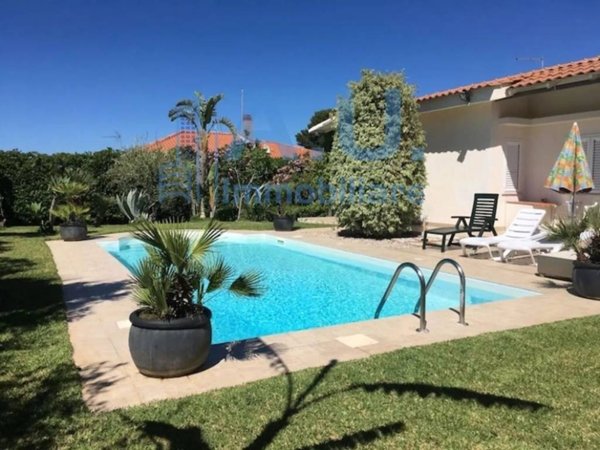 casa indipendente in vendita ad Altavilla Milicia in zona Torre Colonna