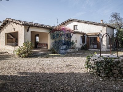 casa indipendente in vendita ad Altavilla Milicia