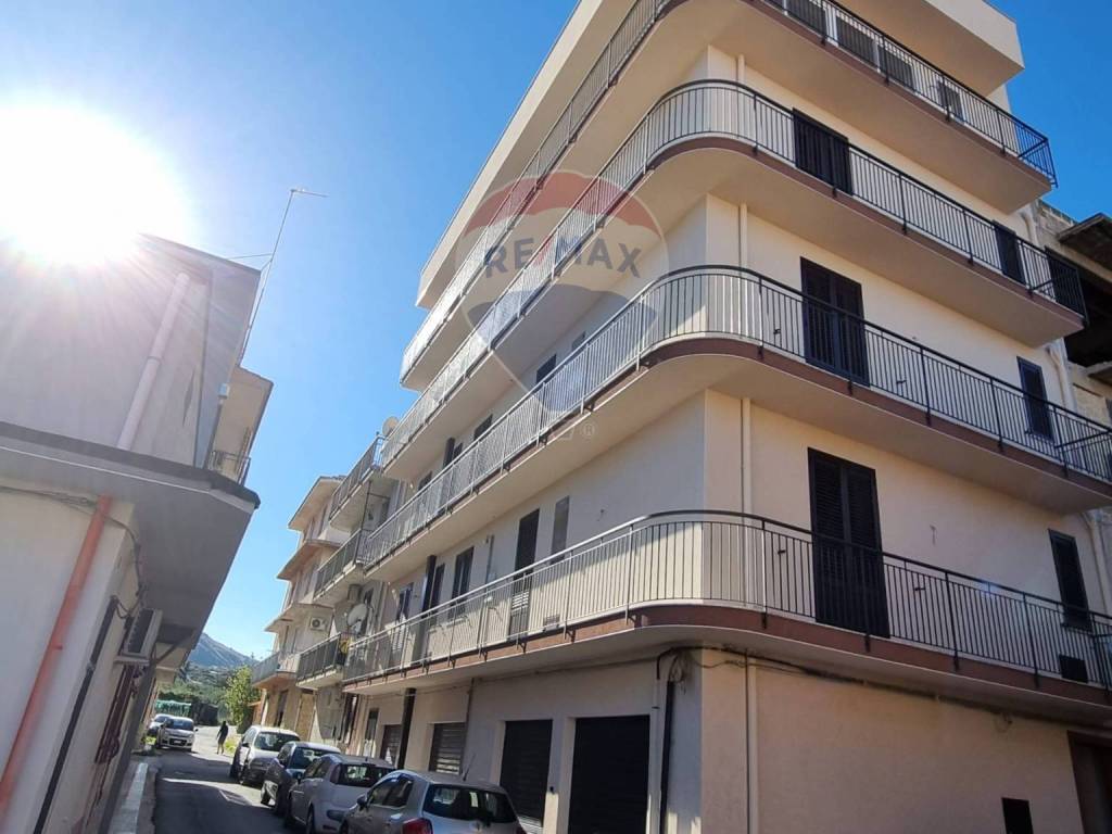 appartamento in vendita ad Altavilla Milicia