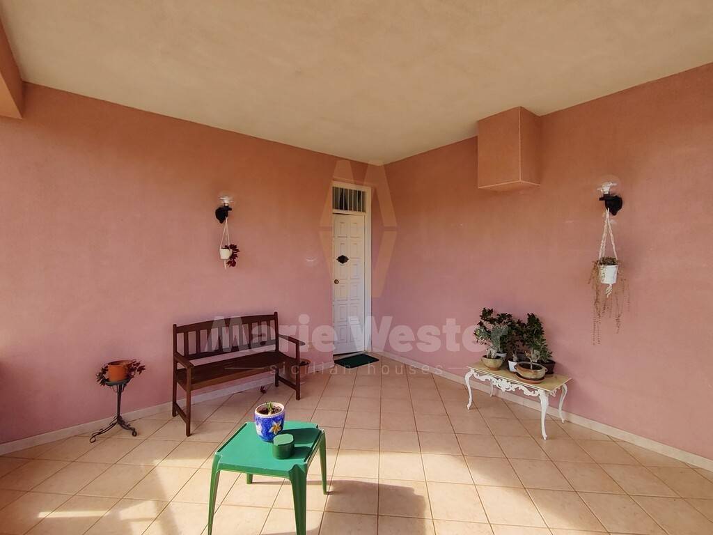 casa indipendente in vendita ad Altavilla Milicia