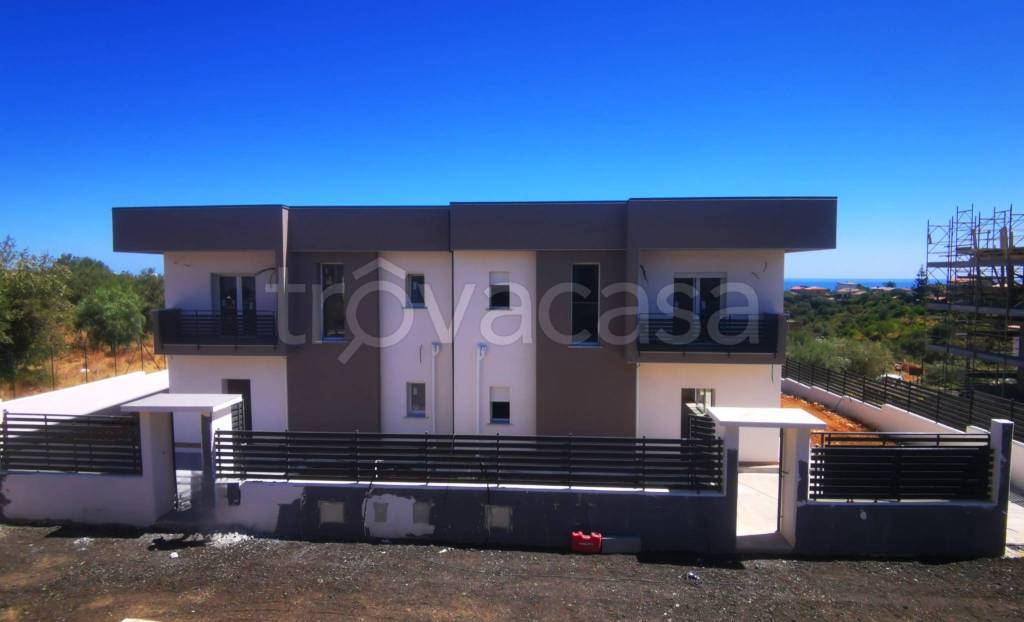 casa indipendente in vendita ad Altavilla Milicia