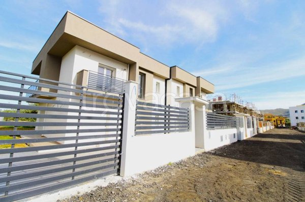 casa indipendente in vendita ad Altavilla Milicia