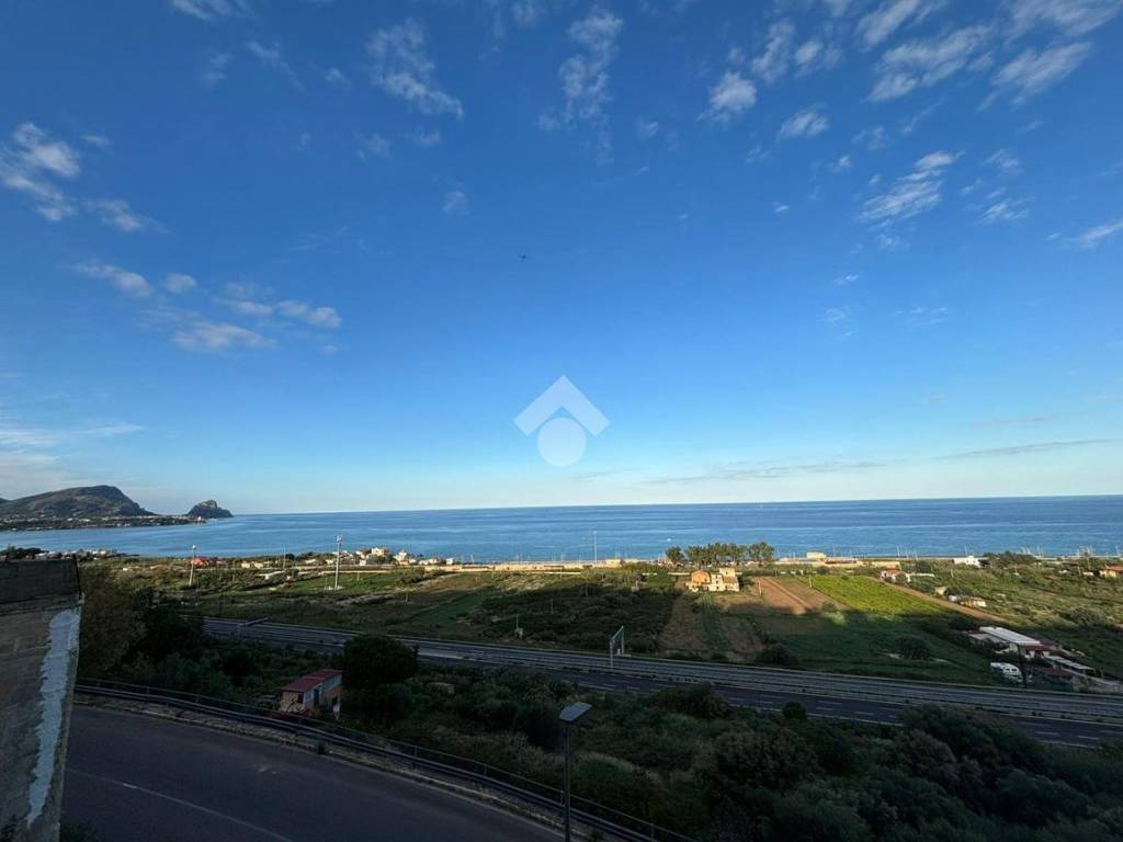 casa indipendente in vendita ad Altavilla Milicia