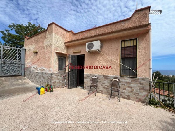 casa indipendente in vendita ad Altavilla Milicia in zona Torre Colonna
