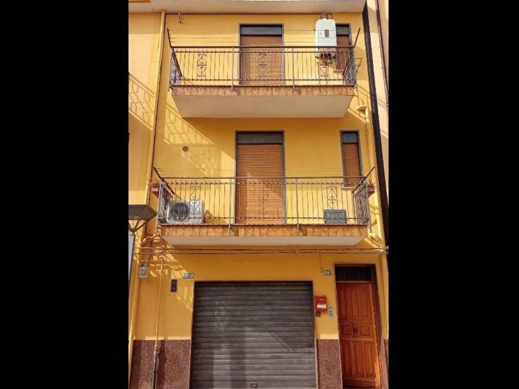 casa indipendente in vendita ad Altavilla Milicia