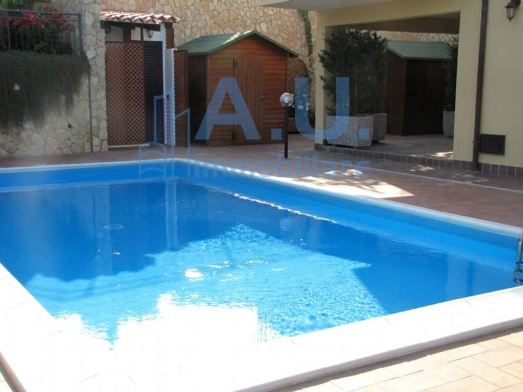 casa indipendente in vendita ad Altavilla Milicia