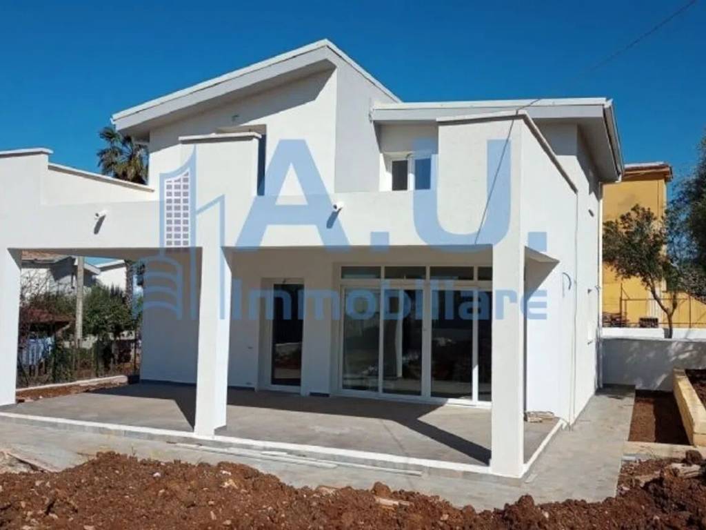 casa indipendente in vendita ad Altavilla Milicia in zona Torre Colonna