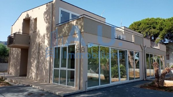 casa indipendente in vendita ad Altavilla Milicia