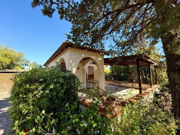 casa indipendente in vendita ad Altavilla Milicia