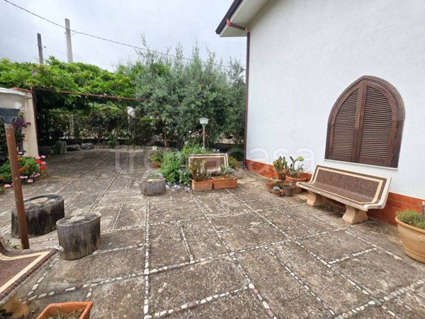 casa indipendente in vendita ad Altavilla Milicia
