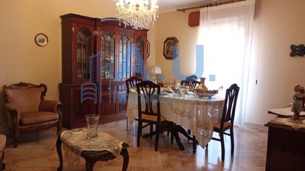 appartamento in vendita ad Altavilla Milicia