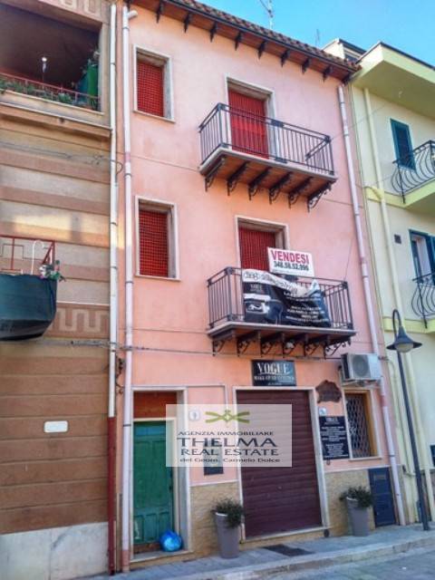 casa indipendente in vendita ad Altavilla Milicia