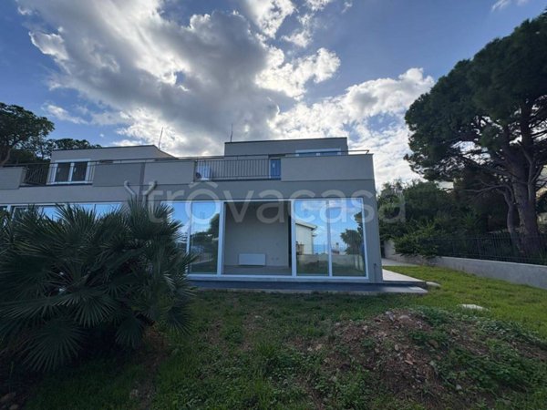 casa indipendente in vendita ad Altavilla Milicia