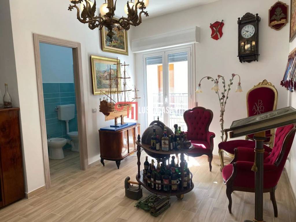 appartamento in vendita ad Altavilla Milicia