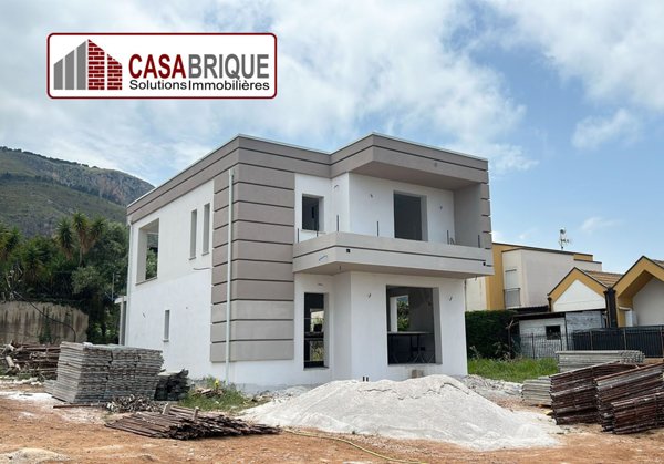 casa indipendente in vendita ad Altavilla Milicia