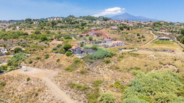 terreno agricolo in vendita ad Altavilla Milicia
