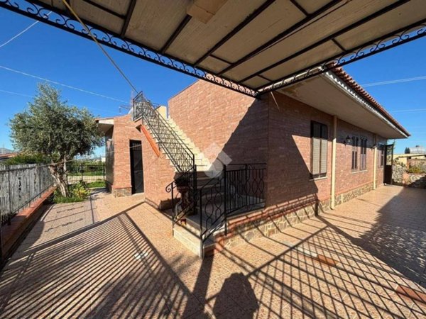 casa indipendente in vendita ad Altavilla Milicia