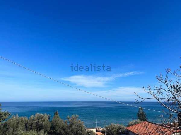 casa indipendente in vendita ad Altavilla Milicia