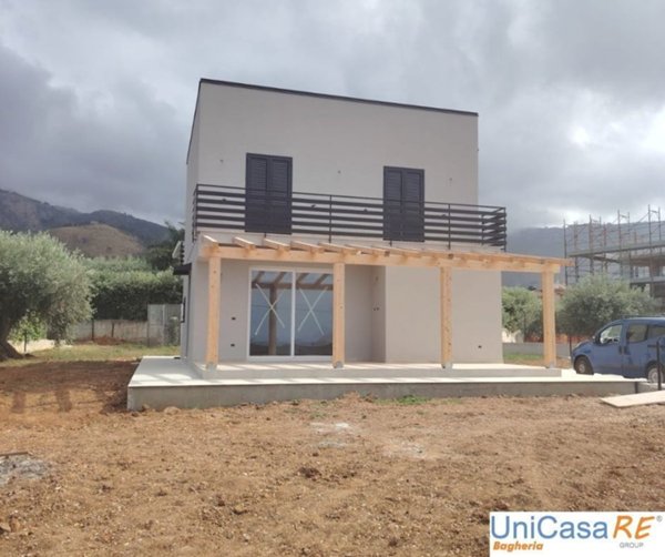 casa indipendente in vendita ad Altavilla Milicia