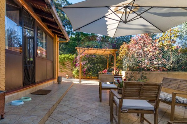 casa indipendente in vendita ad Altavilla Milicia