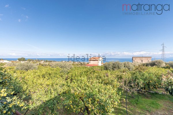 casa indipendente in vendita ad Altavilla Milicia