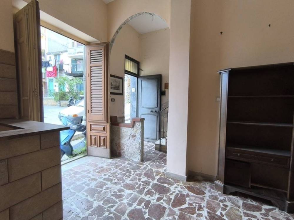 casa indipendente in vendita ad Altavilla Milicia