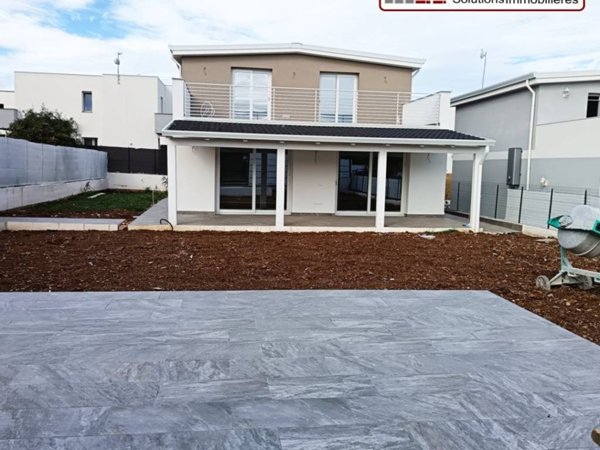 casa indipendente in vendita ad Altavilla Milicia in zona Torre Colonna