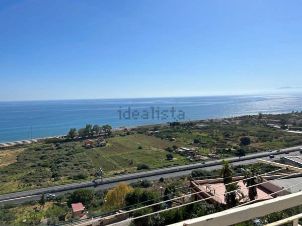 appartamento in vendita ad Altavilla Milicia