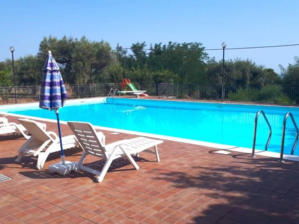 casa indipendente in vendita ad Altavilla Milicia in zona Torre Colonna