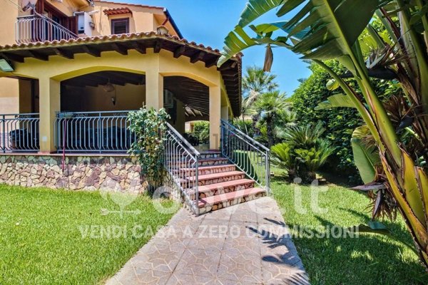 casa indipendente in vendita ad Altavilla Milicia