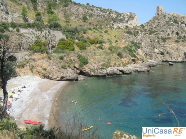 quadrivano in vendita ad Altavilla Milicia