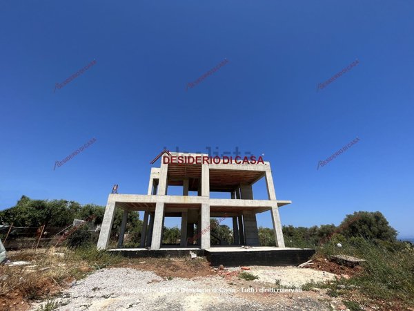 casa indipendente in vendita ad Altavilla Milicia