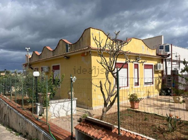 appartamento in vendita ad Altavilla Milicia