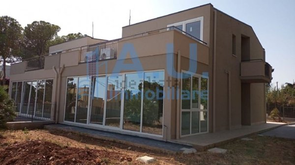 casa indipendente in vendita ad Altavilla Milicia