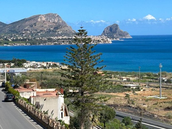 casa indipendente in vendita ad Altavilla Milicia