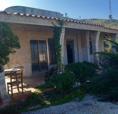 casa indipendente in vendita ad Altavilla Milicia