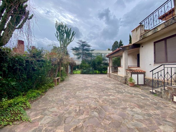 appartamento in vendita ad Altavilla Milicia in zona Torre Colonna