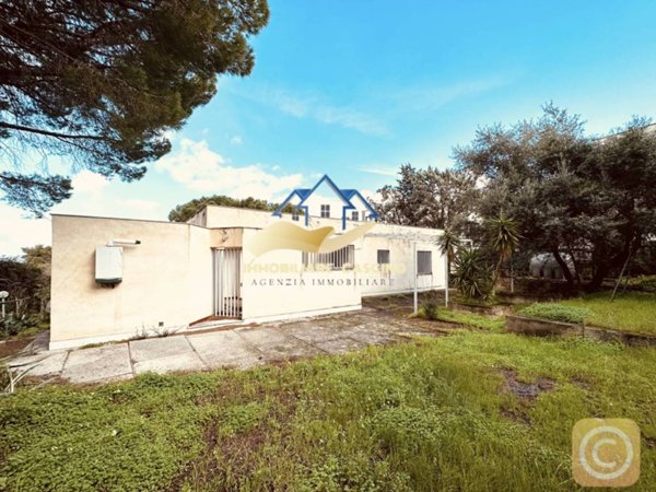 casa indipendente in vendita ad Altavilla Milicia in zona Torre Colonna