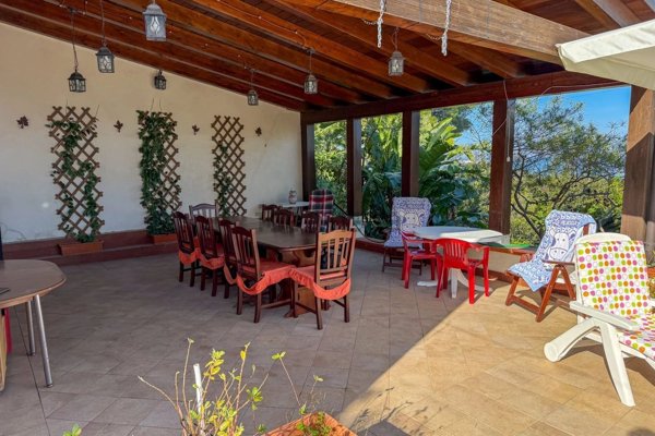 casa indipendente in vendita ad Altavilla Milicia