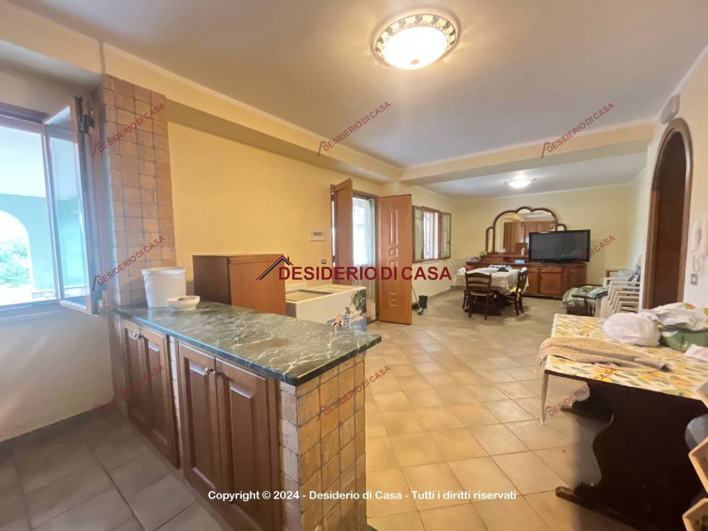 casa indipendente in vendita ad Altavilla Milicia in zona Torre Colonna